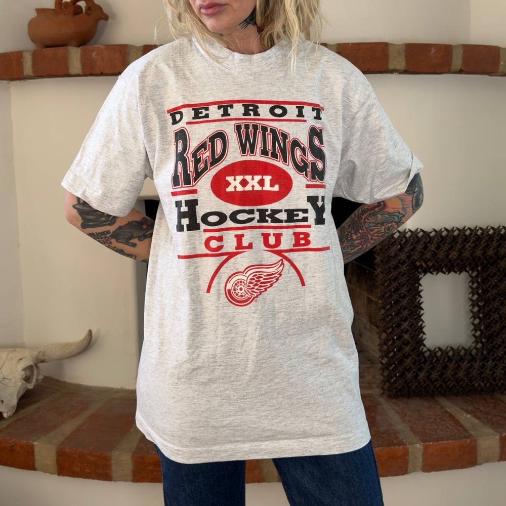 Vintage Detroit Red Wings Hockey Club T-Shirt Fruit of the Loom Gray Mens M